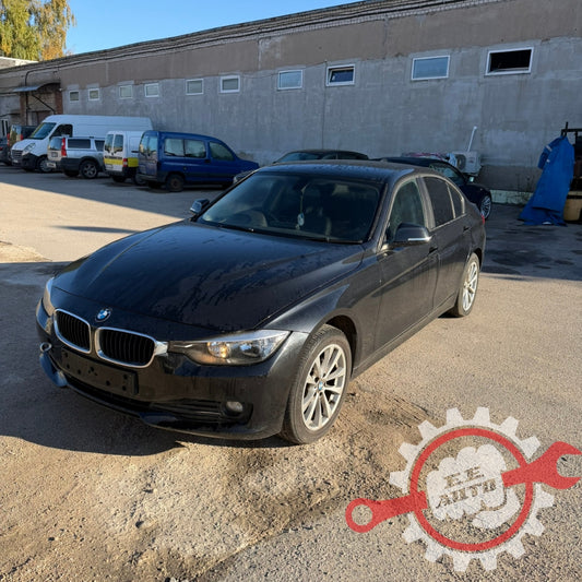 BMW 320d F30 2014 – Spare Parts