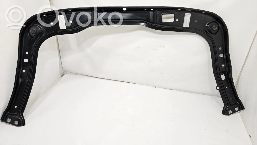 Radiatoru paneļa augšējā daļa (televizors)