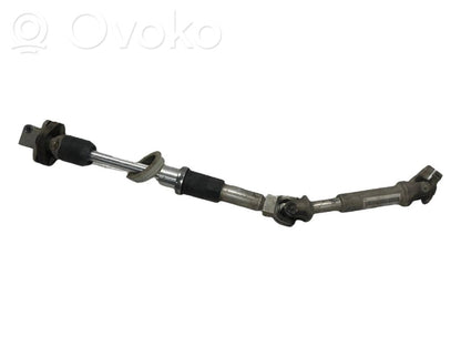 Stūresrata ass krustsavienojums