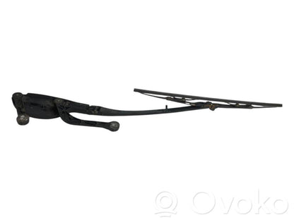 Windshield wiper arm