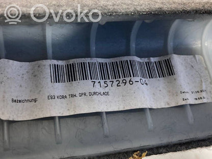 Bagāžnieka sānu apakšējās apdares panelis