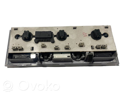 Priekšējo vietu apgaismojums