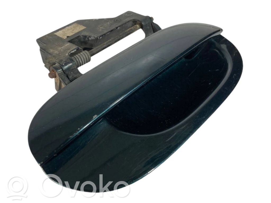 External opening handle