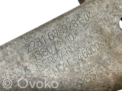 Pārnesumkārbas stiprinājuma kronšteins
