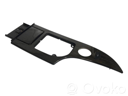 Отделка панели