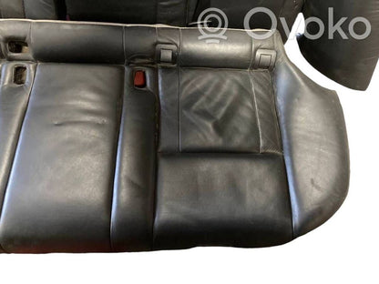 Aizmugurējais sēdeklis