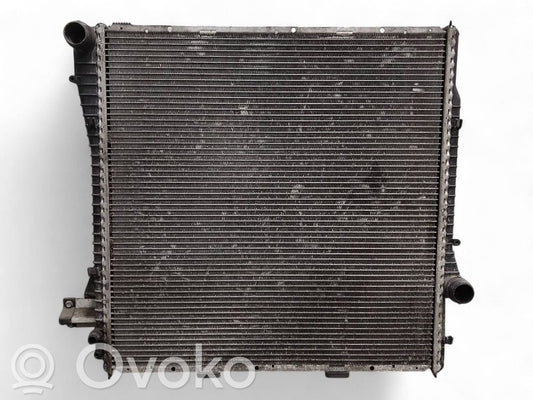 Dzesēšanas šķidruma radiators