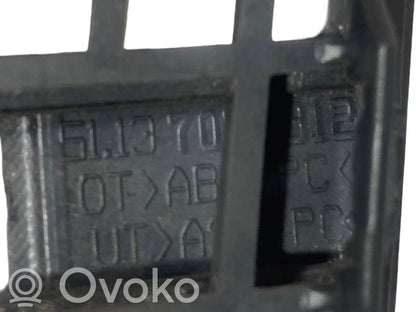 Bonnet decorative grille