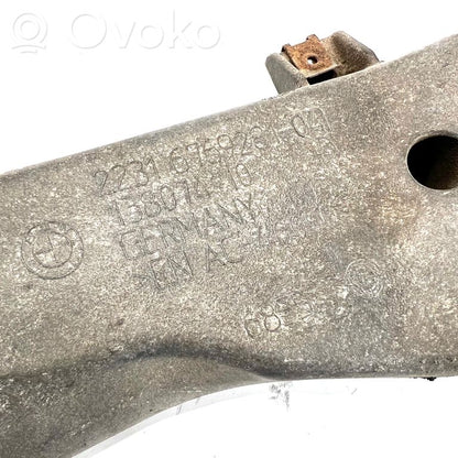 Pārnesumkārbas stiprinājuma kronšteins