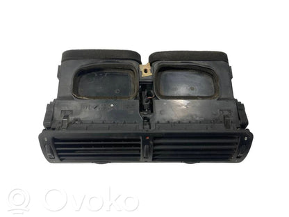 Centrālais gaisa ventilācijas režģis