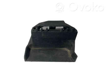 Radiator(s) holder/bracket