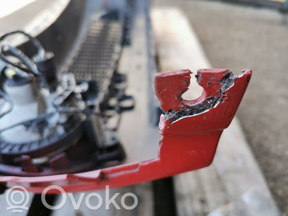 Передний бампер