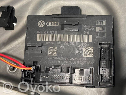 Priekšpusē elektriskā loga pacelšanas mehānisma komplekts