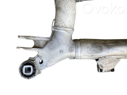 Pusrāmis aizmugurējais / priekšējais