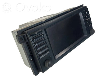 Radio / CD/DVD atskaņotājs / navigācija