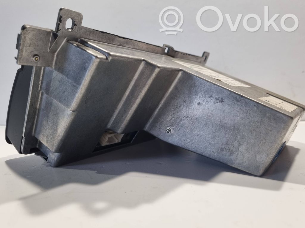 Радио / CD/DVD-плеер / навигация