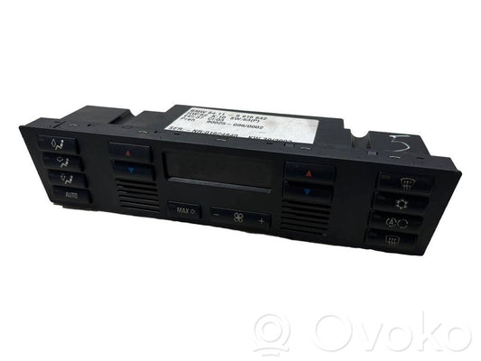 Air conditioning / climate control / interior heating control unit (in the passenger compartment)