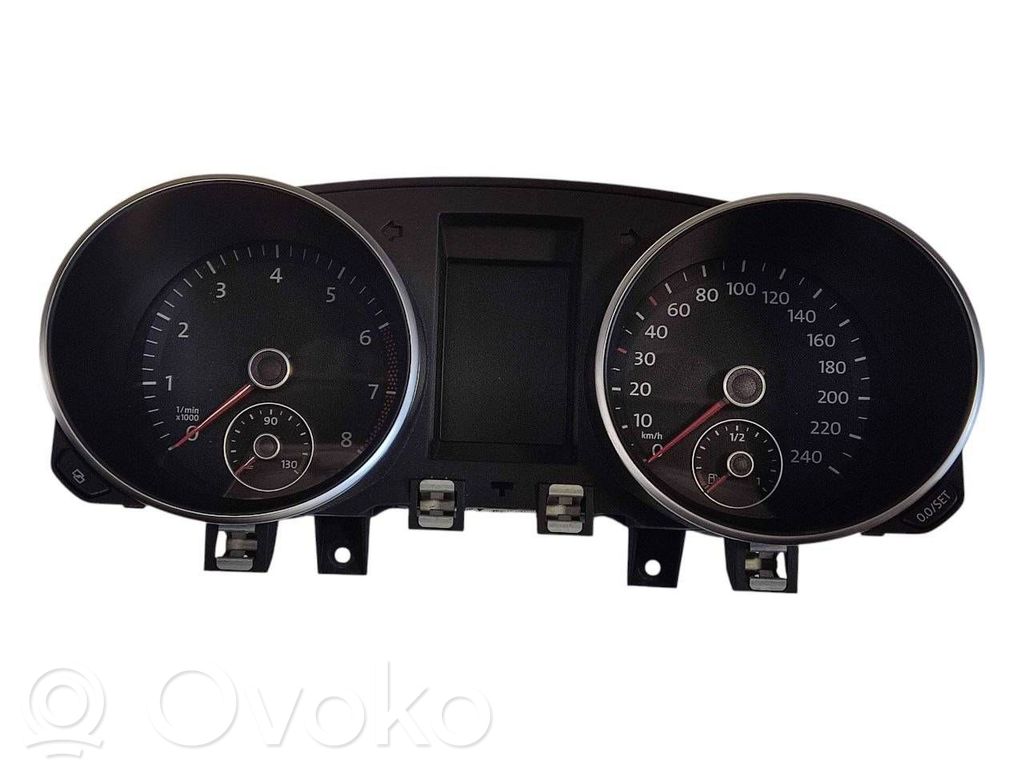 Spidometrs (instrumentu panelī)