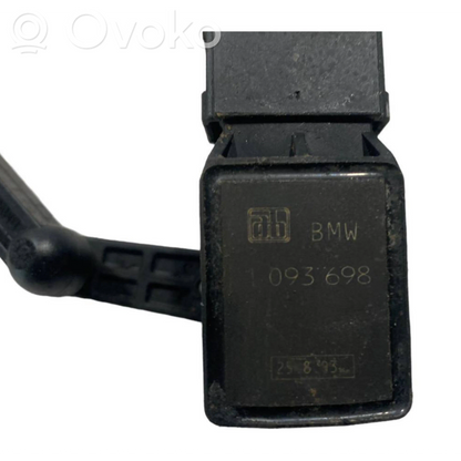 Augstuma sensors (priekšējo lukturu)