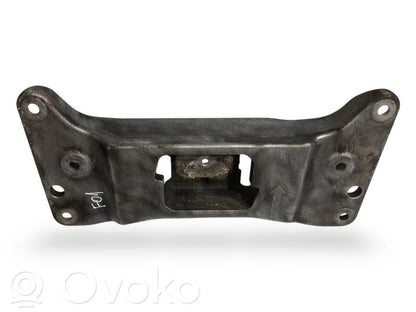 Pārnesumkārbas stiprinājuma kronšteins