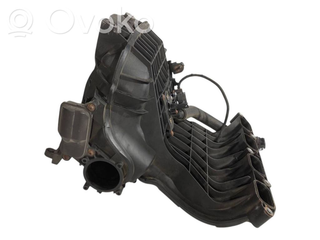 Впускной коллектор