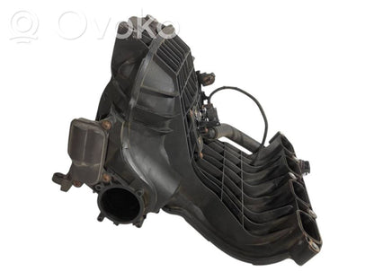 Впускной коллектор