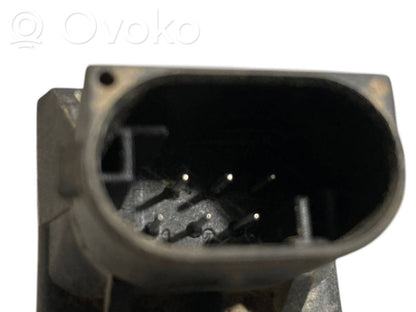 Augstuma sensors (priekšējo lukturu)