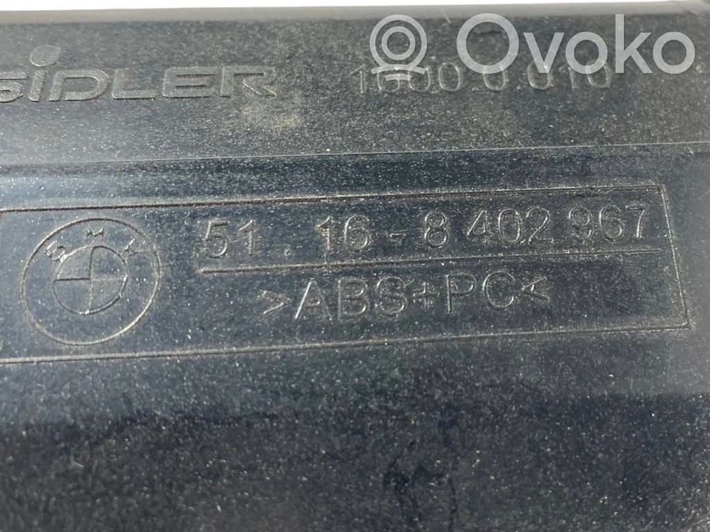 Ātrumu pārslēgšanas sviras dekoratīvā apdare (plastmasas)