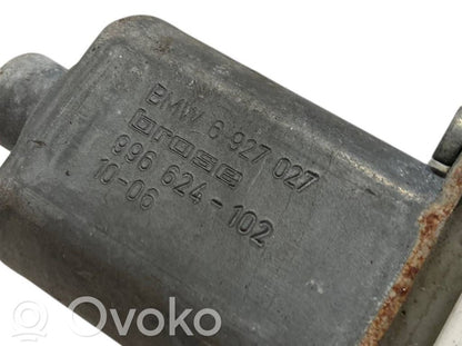 Priekšpusē elektriskā loga pacelšanas mehānisma komplekts