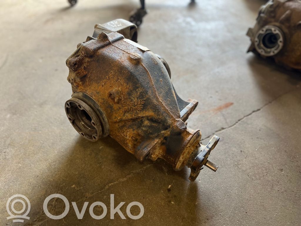 Задний редуктор