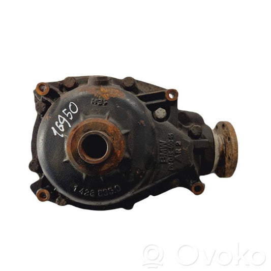 Priekšējais reduktors