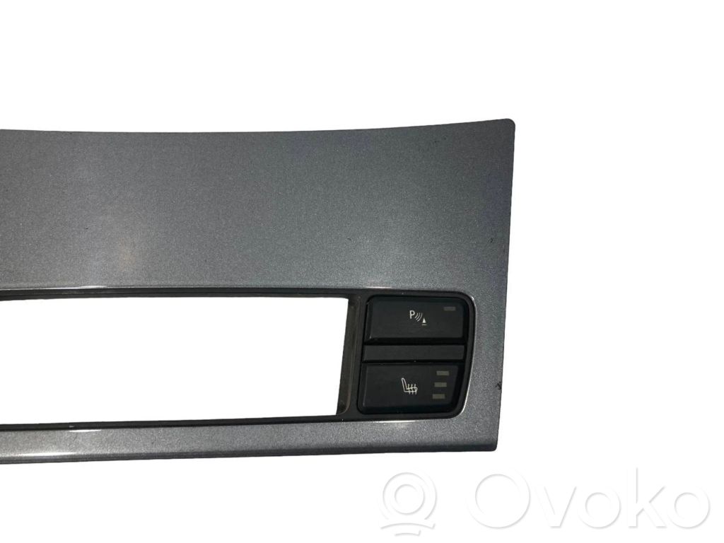 Cita veida salona detaļa