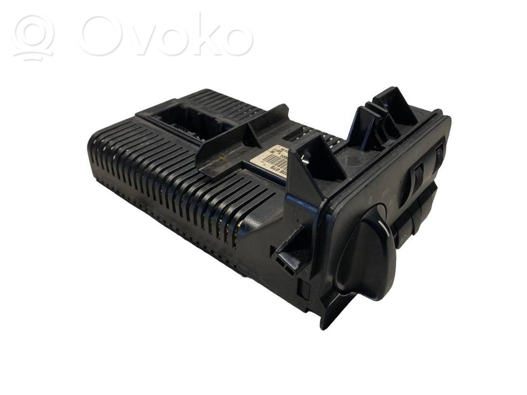 Headlight switch