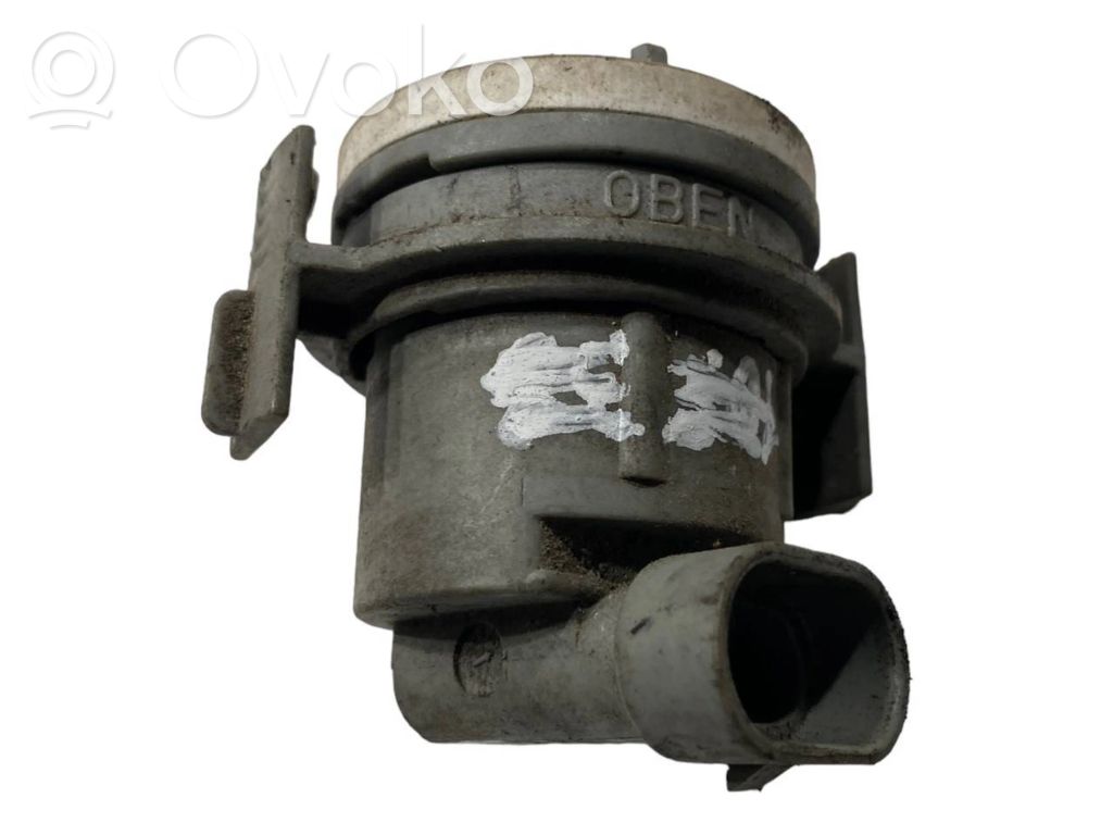 Priekšējā luktura detaļa