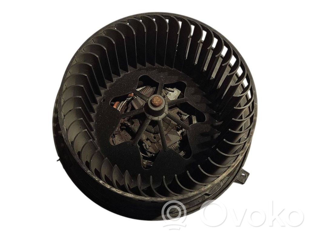 Mazā radiatora ventilators