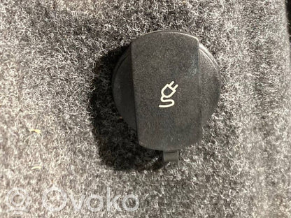 Sānu dekoratīvās apdares panelis