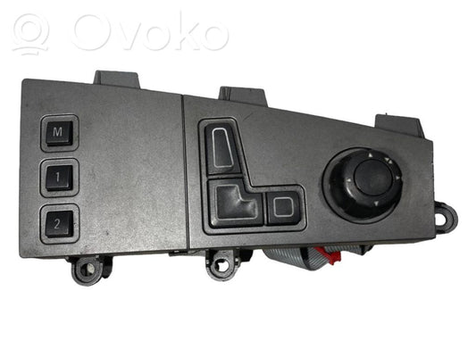 Seat adjustment switch(es)