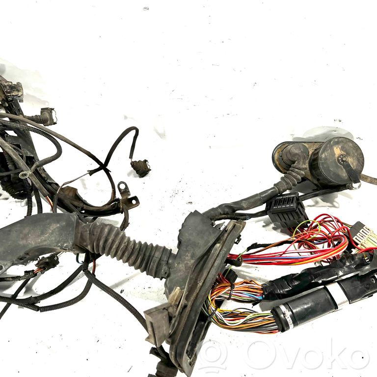 Engine wiring harness