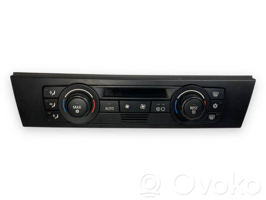 Air conditioning / climate control / interior heating control unit (in the passenger compartment)