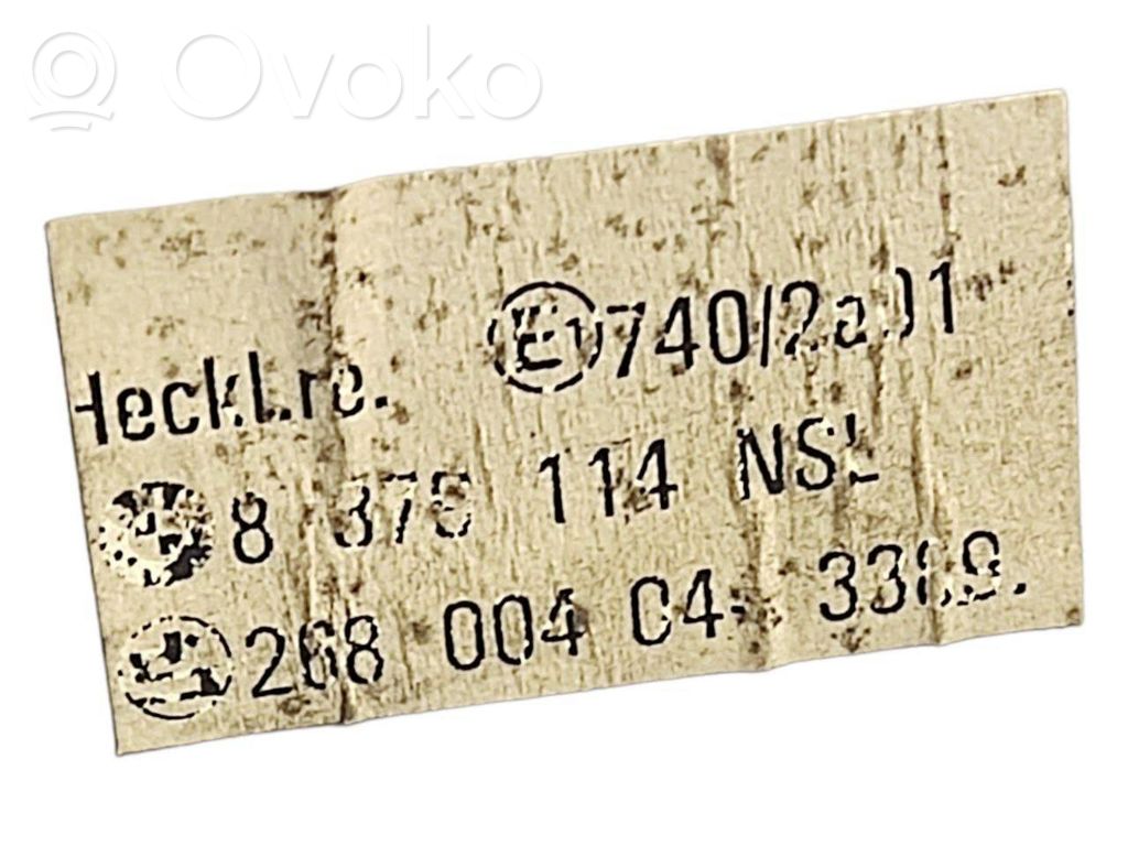 Задний фонарь в кузове