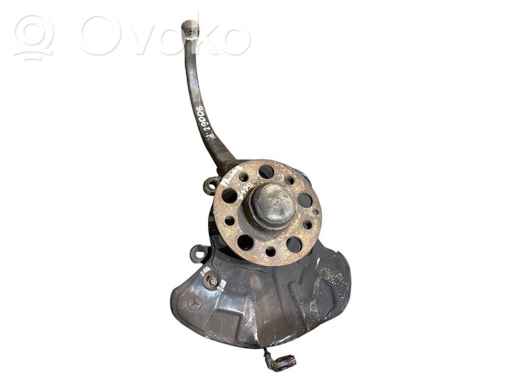 Priekšējā riteņa rumbas vārpstas šarnīrs (stupica, capfa)