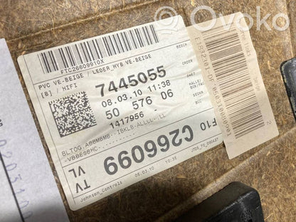 Priekšējo durvju apdare