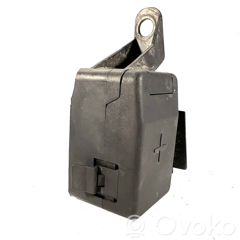 Plusa vadu savienošanas mezgls