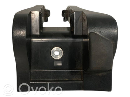 Aizmugurējā sēdekļa sliedīte (-es)