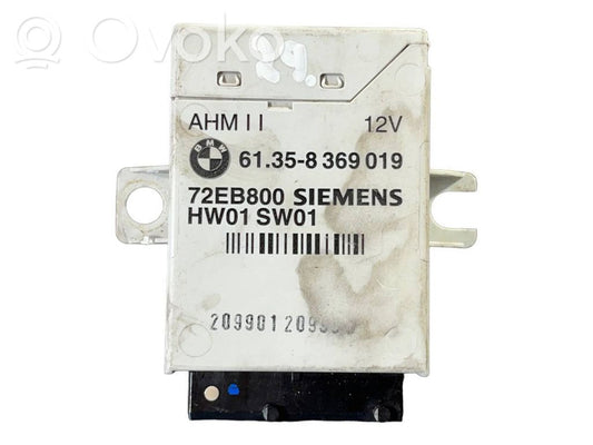 Piekabes āķa vadības bloks