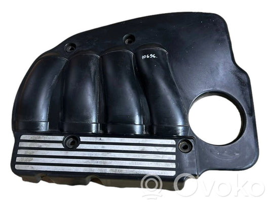 Крышка двигателя (декоративная отделка)