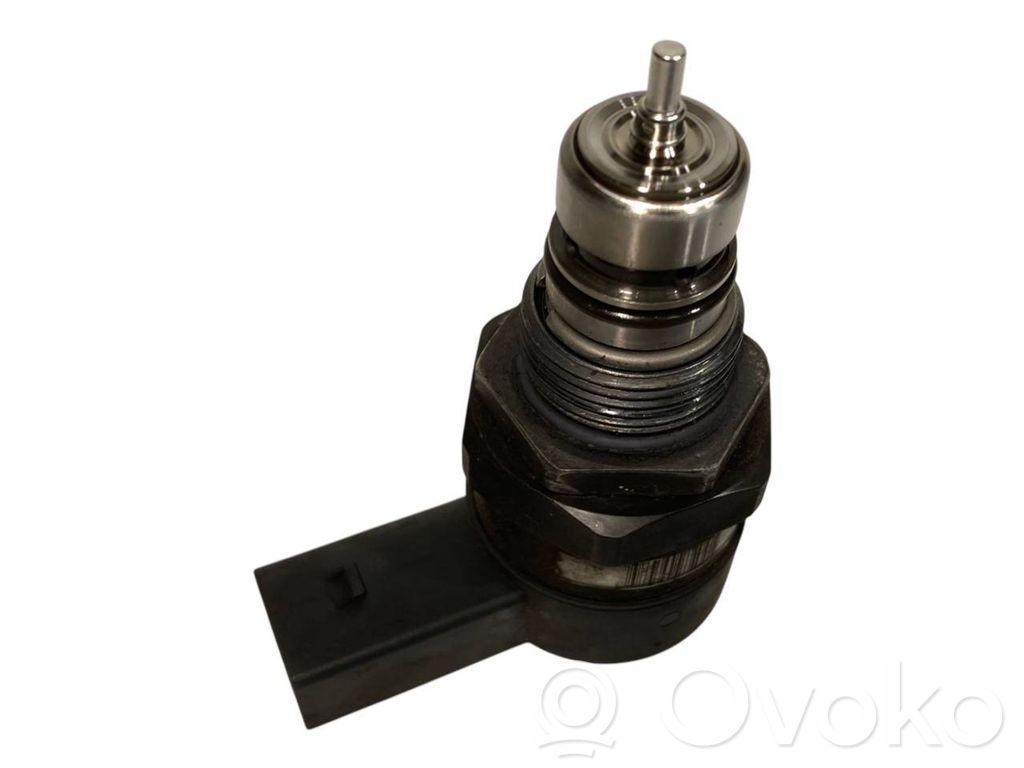 Fuel pressure regulator