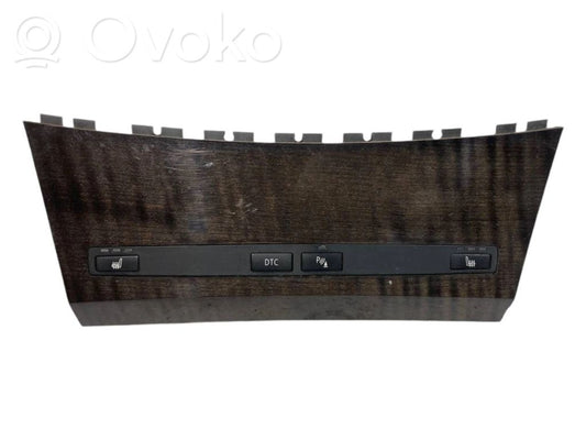 Seat heating switch