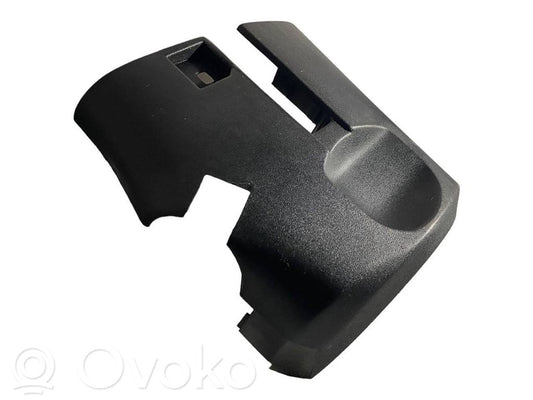 Stūres ass dekoratīvā apdare