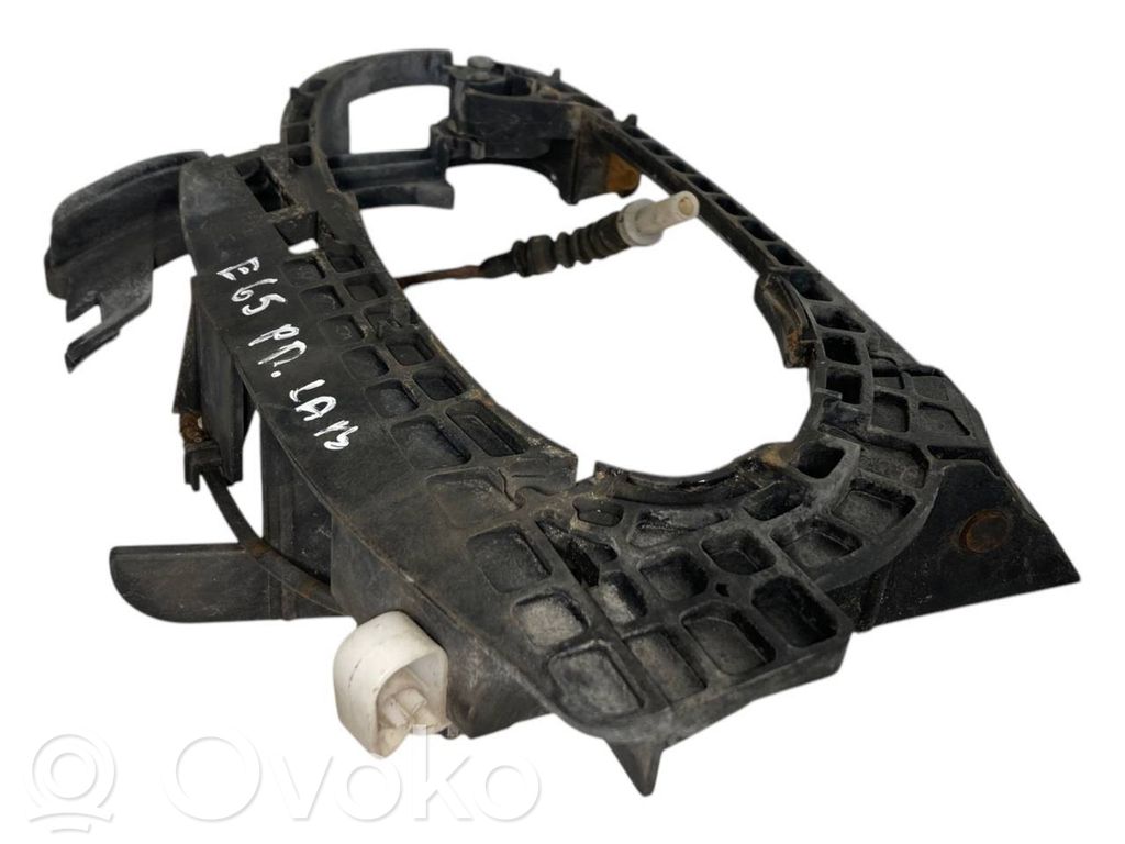 Holder/bracket for external opening handle at the front